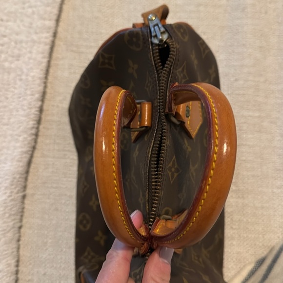 LV Purse from the 80s! Mint condition - Picture 3 of 12